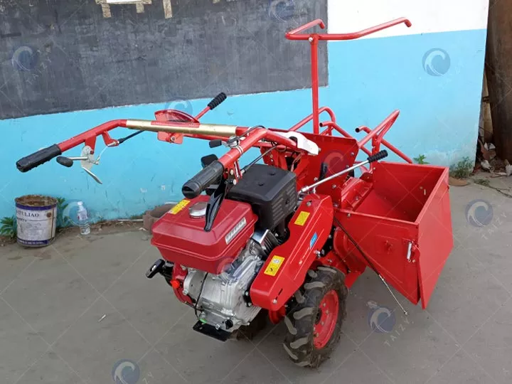 Small Scale Corn Harvester