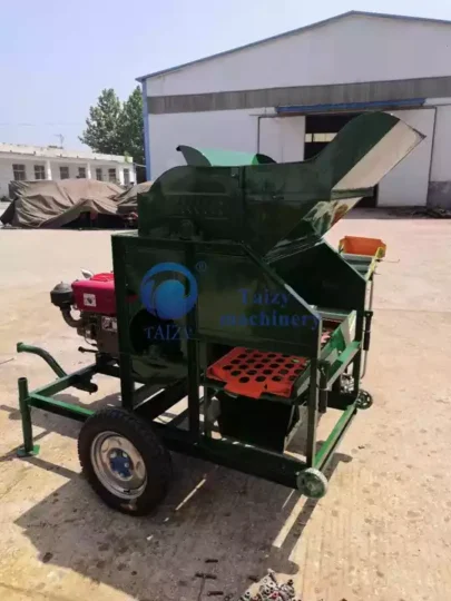 Groundnut Picking Machine