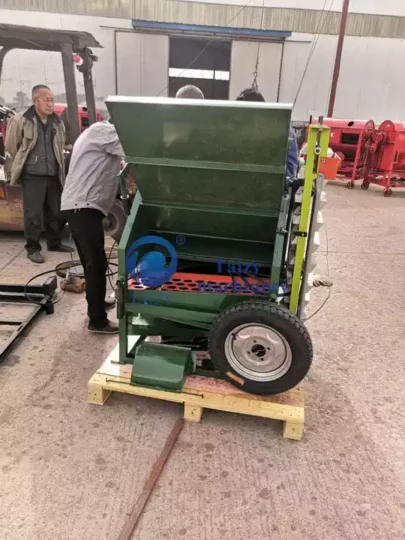 Peanut Picking Harvester