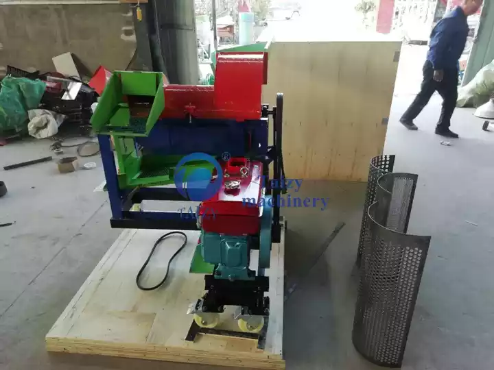 Small Multifunctional Thresher Machine