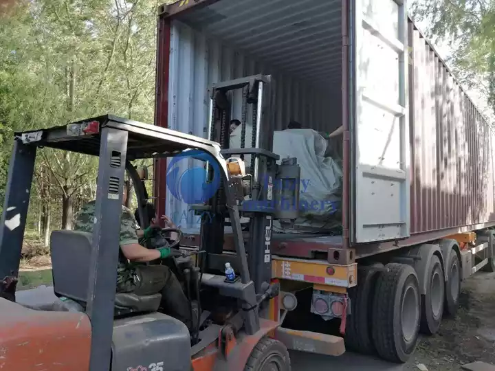 pengangkutan mesin pengupas jagung