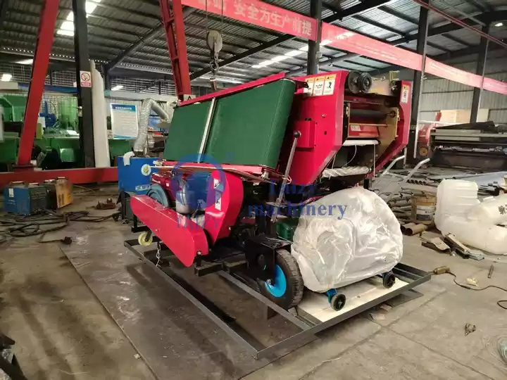 mesin pembungkus bal silage pakan silage